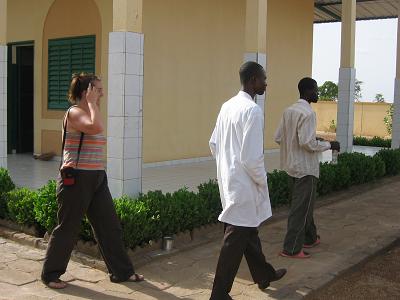 Cinzana:CESCOM - Karine et les mdecins